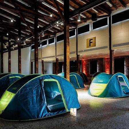 Hotel Indoor Camping Helsinki Exterior foto