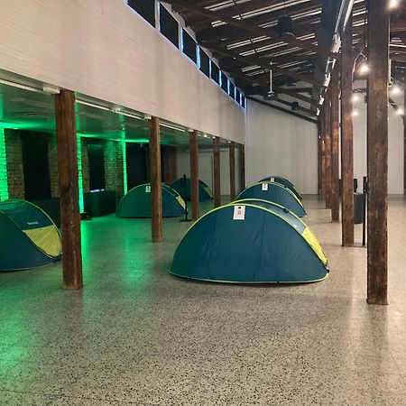 Hotel Indoor Camping Helsinki Exterior foto